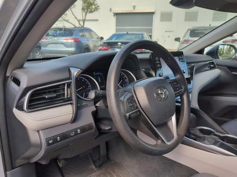 Used 2023 Toyota Camry LE FWD image 10