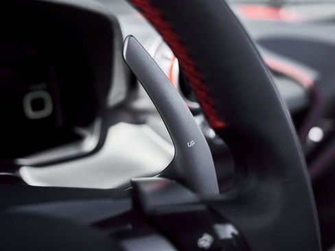 Used 2022 Ferrari F8 Tributo image 61