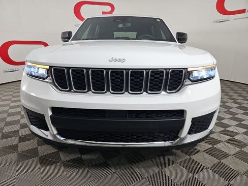 Certified 2024 Jeep Grand Cherokee L Laredo w/ Luxury Tech Group I image 2