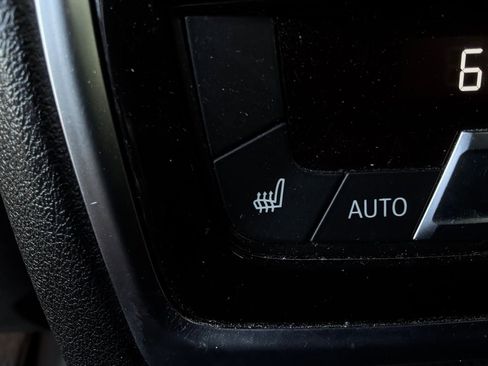 Used 2019 BMW X5 xDrive40i w/ Premium Package image 15
