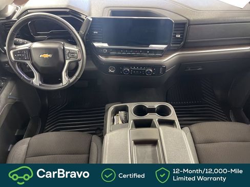 Used 2024 Chevrolet Silverado 1500 LT AWD/4WD image 18