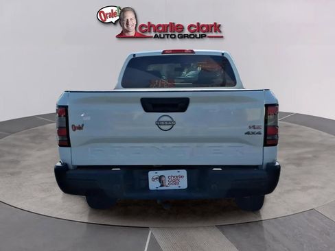 Used 2022 Nissan Frontier S w/ Technology Package AWD/4WD image 4