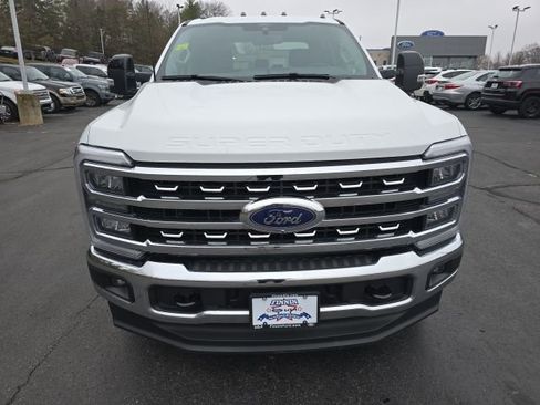 Certified 2025 Ford F350 Lariat image 2