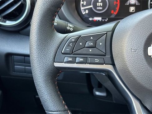 Used 2024 Nissan Kicks SR w/ SR Premium Package image 27