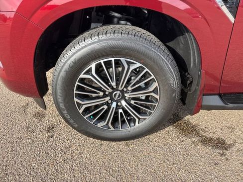 New 2025 Nissan Armada SL w/ Captain's Chari Seat Package image 28