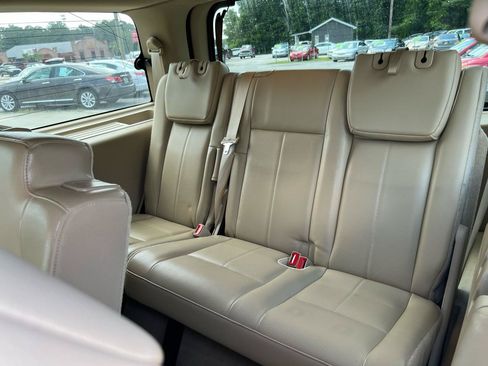 Used 2010 Ford Expedition Eddie Bauer RWD image 15