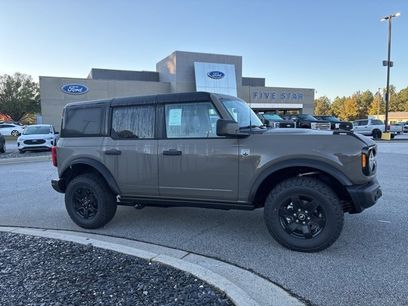 New 2025 Ford Bronco Big Bend w/ Black Diamond Package