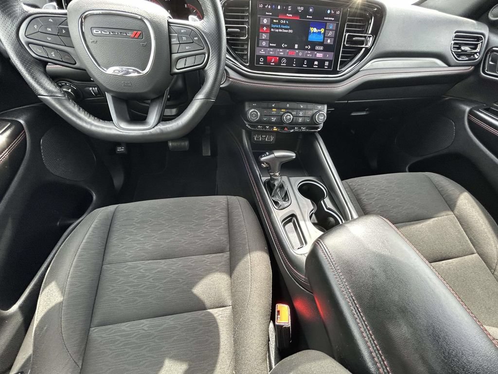 Used 2025 Dodge Durango GT RWD image 17