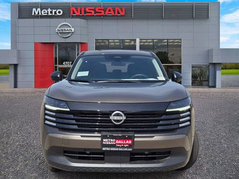 New 2026 Nissan Kicks S image 2