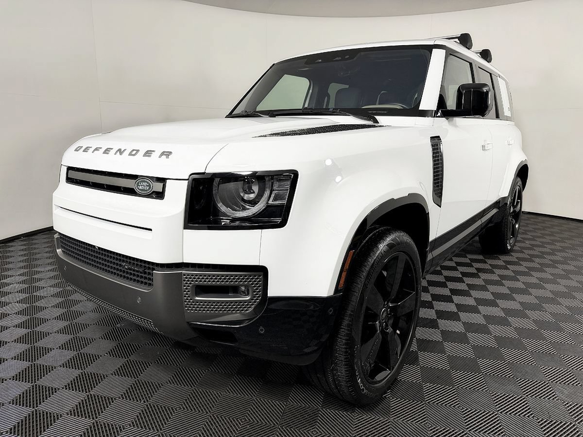 Used 2022 Land Rover Defender 110 X-Dynamic HSE AWD/4WD image 3