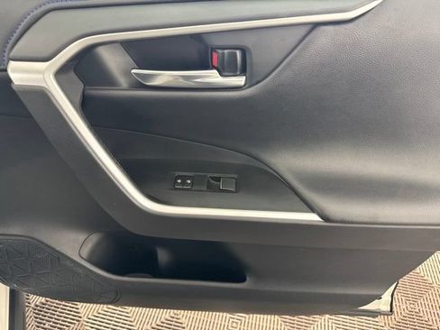 Used 2020 Toyota RAV4 XSE AWD/4WD image 21
