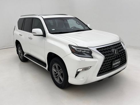 Used 2023 Lexus GX 460 Premium w/ Premium Plus Package AWD/4WD image 2