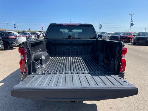Used 2023 Chevrolet Silverado 1500 LT AWD/4WD image 26