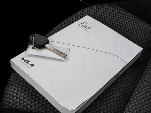 Used 2022 Kia Soul LX w/ Technology Package image 49