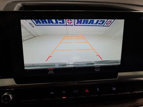 Used 2024 GMC Sierra 1500 Elevation RWD image 14