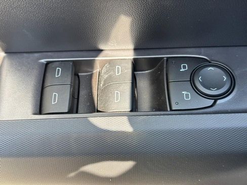 New 2026 Chevrolet Colorado W/T image 44