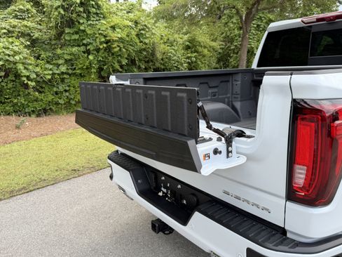 New 2026 GMC Sierra 1500 Denali w/ Denali Reserve Package AWD/4WD image 12