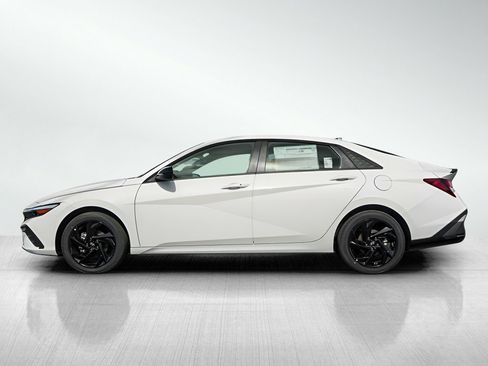 New 2026 Hyundai Elantra Sport FWD image 4