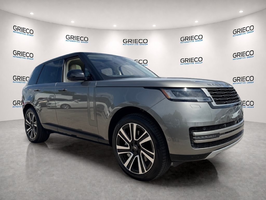 Used 2023 Land Rover Range Rover SE AWD/4WD image 1