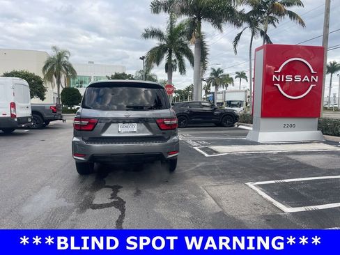 Used 2022 Nissan Armada SL w/ Midnight Edition Package image 4