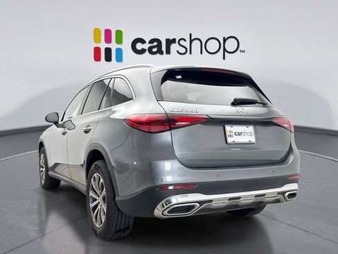 Used 2023 Mercedes-Benz GLC 300 4MATIC image 3