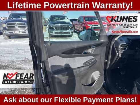 Used 2025 Chevrolet TrailBlazer LT w/ Driver Confidence Package image 10