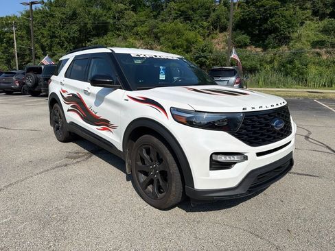 Used 2022 Ford Explorer ST-Line w/ Class IV Trailer Tow Package AWD/4WD image 1