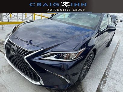 Certified 2025 Lexus ES 300h w/ Premium Package