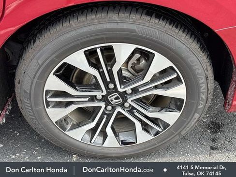Used 2026 Honda Odyssey Elite image 11
