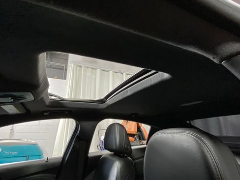 Used 2018 Chevrolet Cruze Premier w/ Premier True North Edition FWD image 28