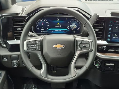 Used 2026 Chevrolet Silverado 1500 LT w/ Protection Package RWD image 13