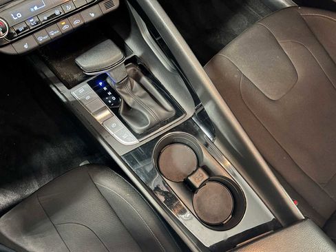 Used 2023 Hyundai Elantra Blue image 33