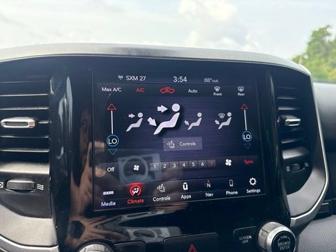 Used 2020 RAM 1500 Big Horn AWD/4WD image 22