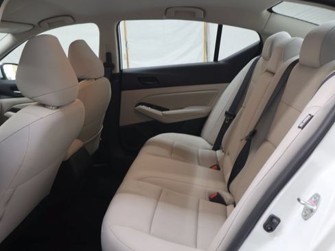 Used 2023 Nissan Altima 2.5 SV FWD image 14