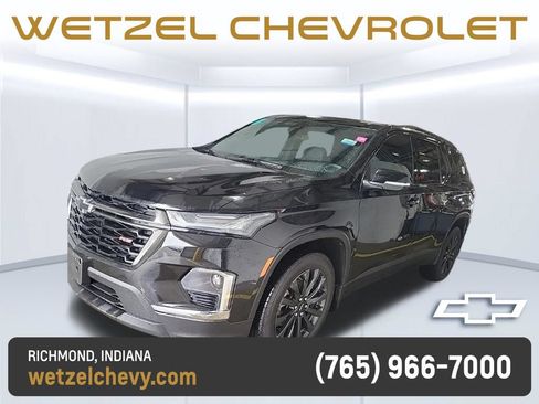 Used 2023 Chevrolet Traverse RS AWD/4WD image 1