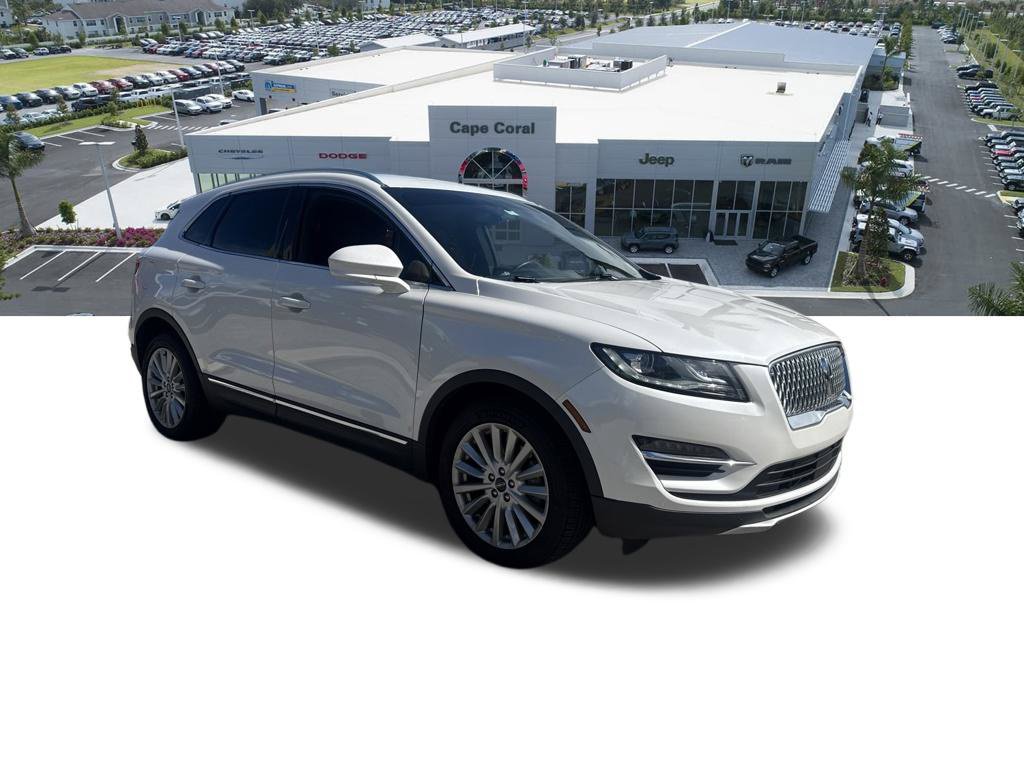 Used 2019 Lincoln MKC Premiere FWD image 3