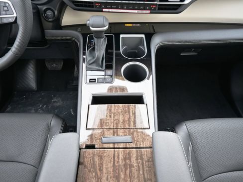 New 2026 Toyota Sienna Platinum image 26