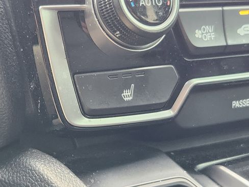 Used 2020 Honda CR-V Touring image 27