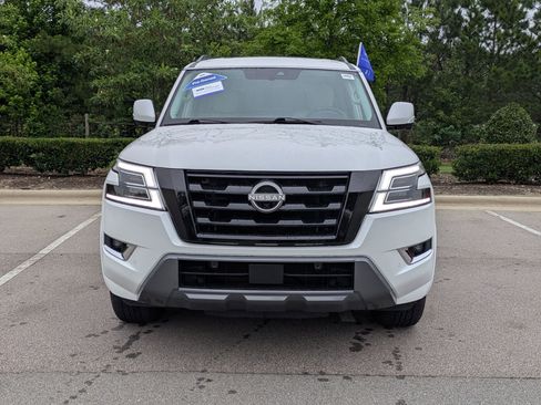 Used 2021 Nissan Armada SL AWD/4WD image 9
