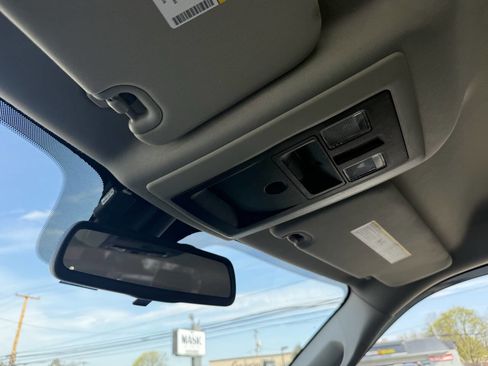 Used 2014 RAM 1500 Express image 30