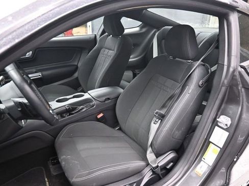 Used 2019 Ford Mustang GT image 16