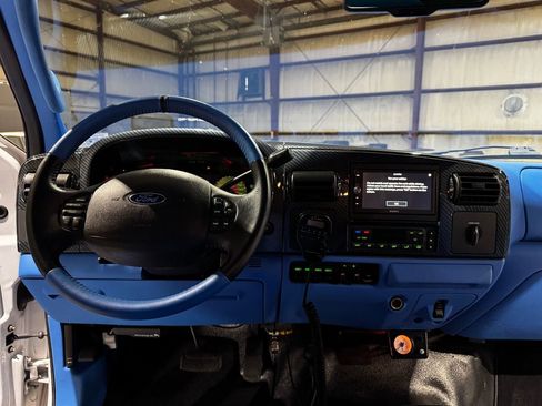 Used 2007 Ford F550 4x4 Crew Cab Super Duty image 18