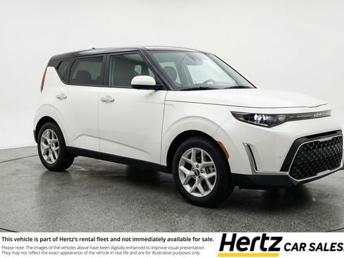 Used 2025 Kia Soul LX w/ LX Technology Package image 1