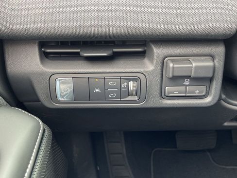 New 2026 GMC Sierra EV Elevation image 17