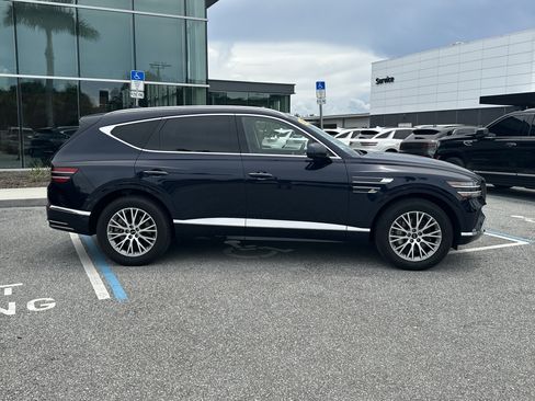 Certified 2025 Genesis GV80 2.5T Standard AWD/4WD image 6