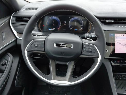 New 2026 Jeep Grand Cherokee Limited AWD/4WD image 43