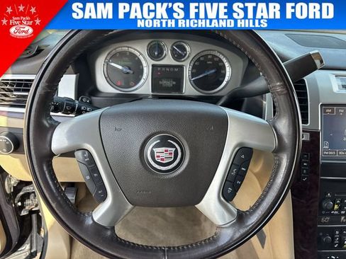 Used 2013 Cadillac Escalade 4WD Hybrid image 23