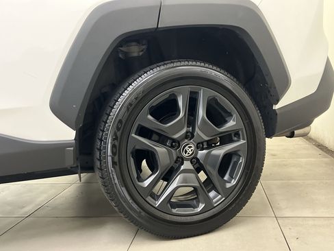 Used 2024 Toyota RAV4 Adventure AWD/4WD image 29