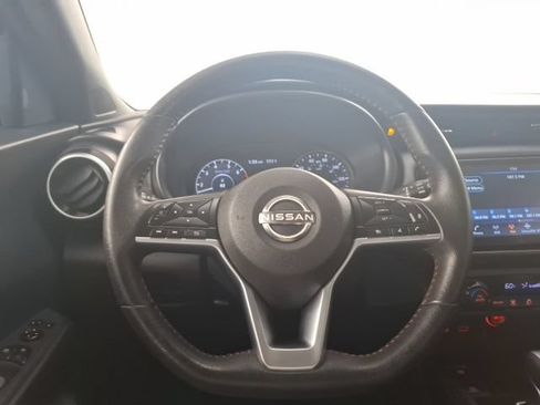 Used 2024 Nissan Kicks SR FWD image 18
