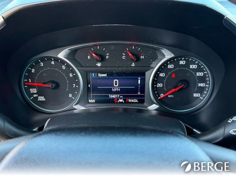 Used 2020 Chevrolet Equinox LT image 37